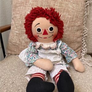 Vintage Raggedy Ann Doll SUPER CUTE with Floral Outfit